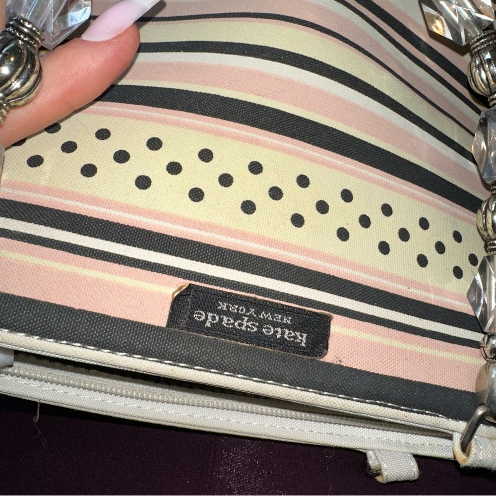 Kate‎ spade stripped bag - Picture 2 of 13